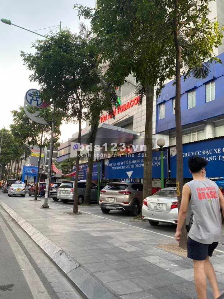 Đường 6m thông vòng quanh, lô góc nở hậu, tiện ích lành Việt Kiều, 3 tầng đúc