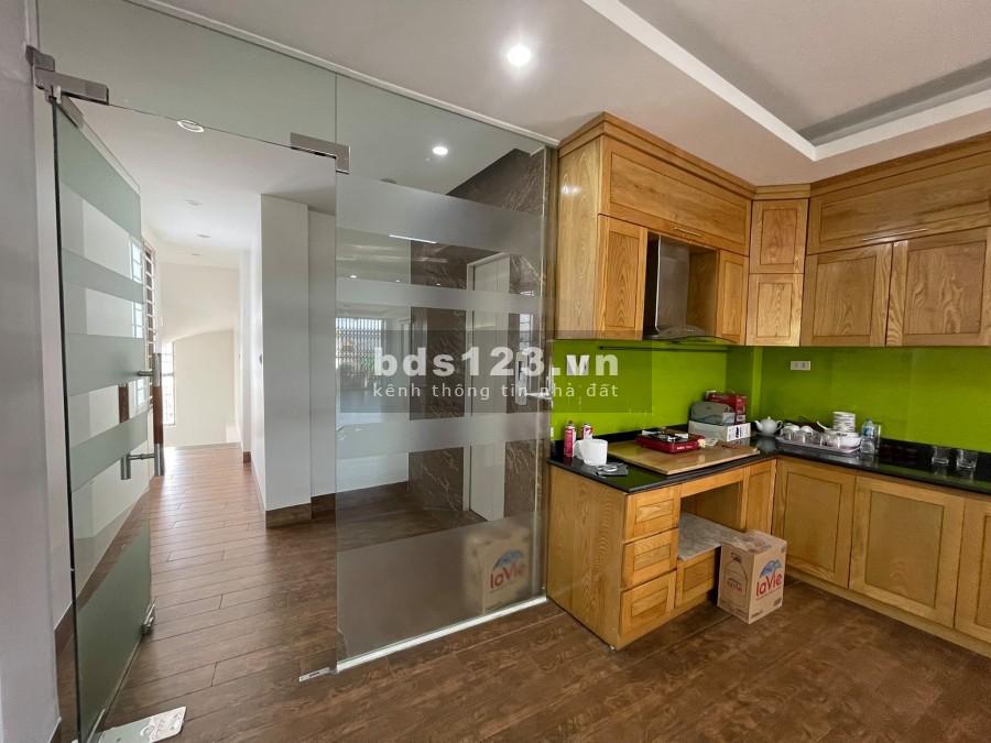 Bán nhà phố Trần Cung, Cổ Nhuế diện tích 50m2, giá bán 3.3 tỷ