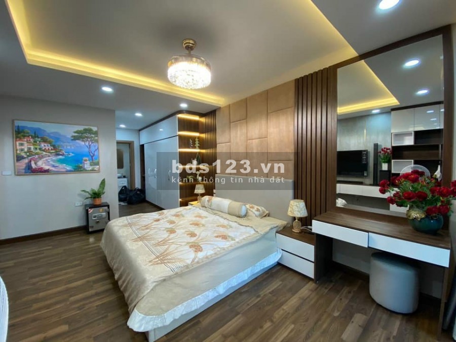 Bán nhà Văn Quán 48m 5T xây mới đẹp lung linh nhỉnh 4 tỷ.