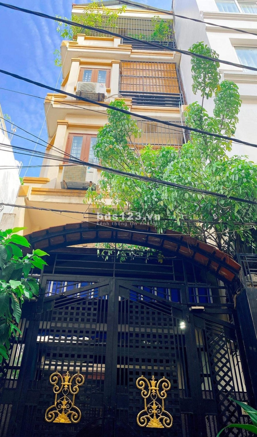 300m2 4tầng 7pn Cung Đường Hưng Đạo Vương Vip Nhất Quận Nhất Chỉ 17 Tỉ 890tr 0908330490