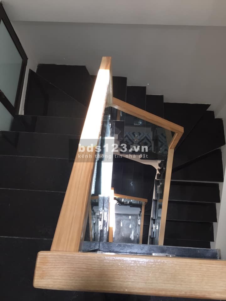 Cơ hội sở hữu nhà đẹp An Dương Vương, 15m ô tô, dt 36m2, giá chỉ với 3.2 tỷ, lhcc