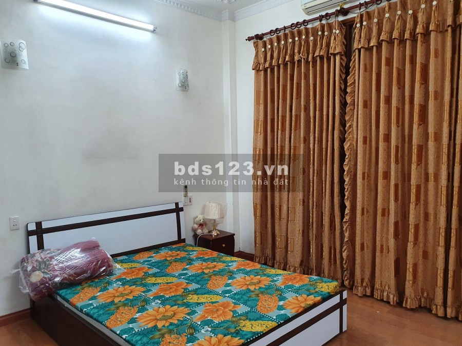 Siêu phẩm phố Yên Lãng, Đống Đa 55m2, 6 tầng, mặt 7.5m, ôtô đỗ cách 10m, giá 5.5 tỷ