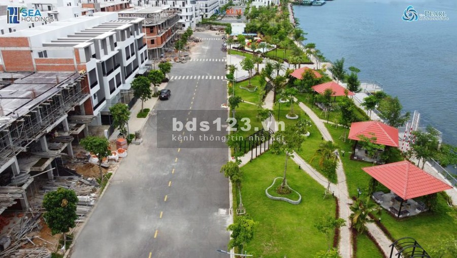 Bán nhà phố ven sông giá từ 3.3 tỷ, dt 175m2 hỗ trợ vay 70% lãi suất 0%