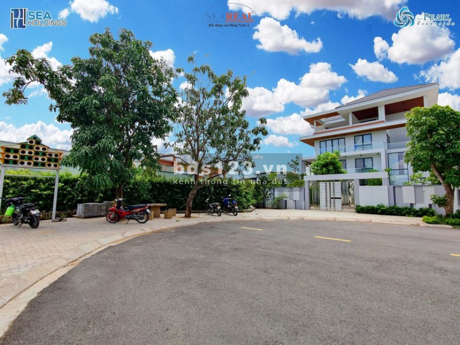 Bán nhà phố ven sông giá từ 3.3 tỷ, dt 175m2 hỗ trợ vay 70% lãi suất 0%