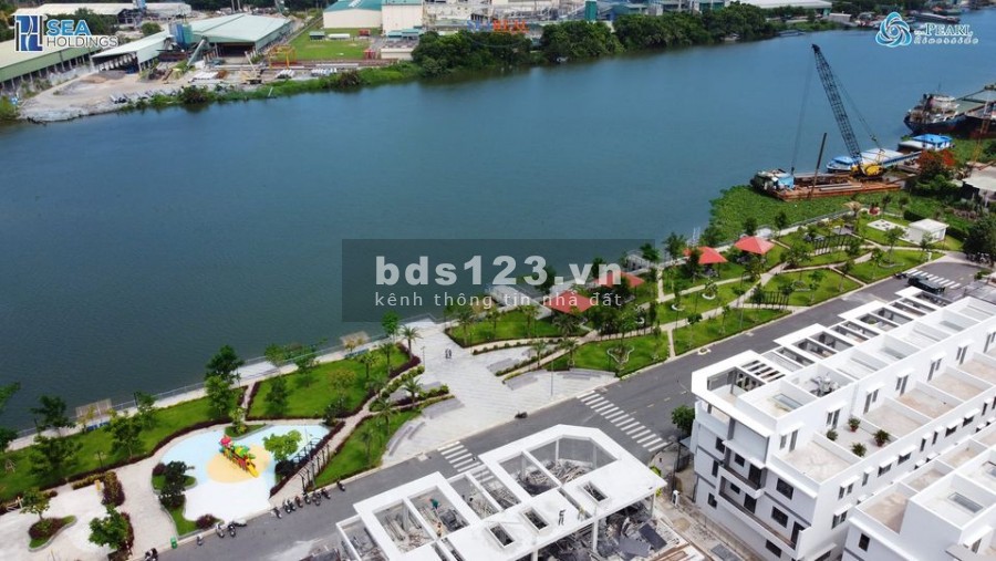 Bán nhà phố ven sông giá từ 3.3 tỷ, dt 175m2 hỗ trợ vay 70% lãi suất 0%