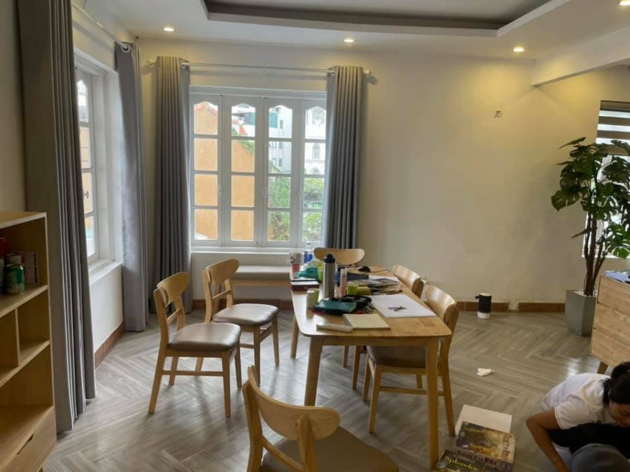 Bán Gấp mùa COVID Xuân Diệu vị trí cực Đỉnh vỉa hè, kinh doanh, cho thuê dt 136m2 MT10m