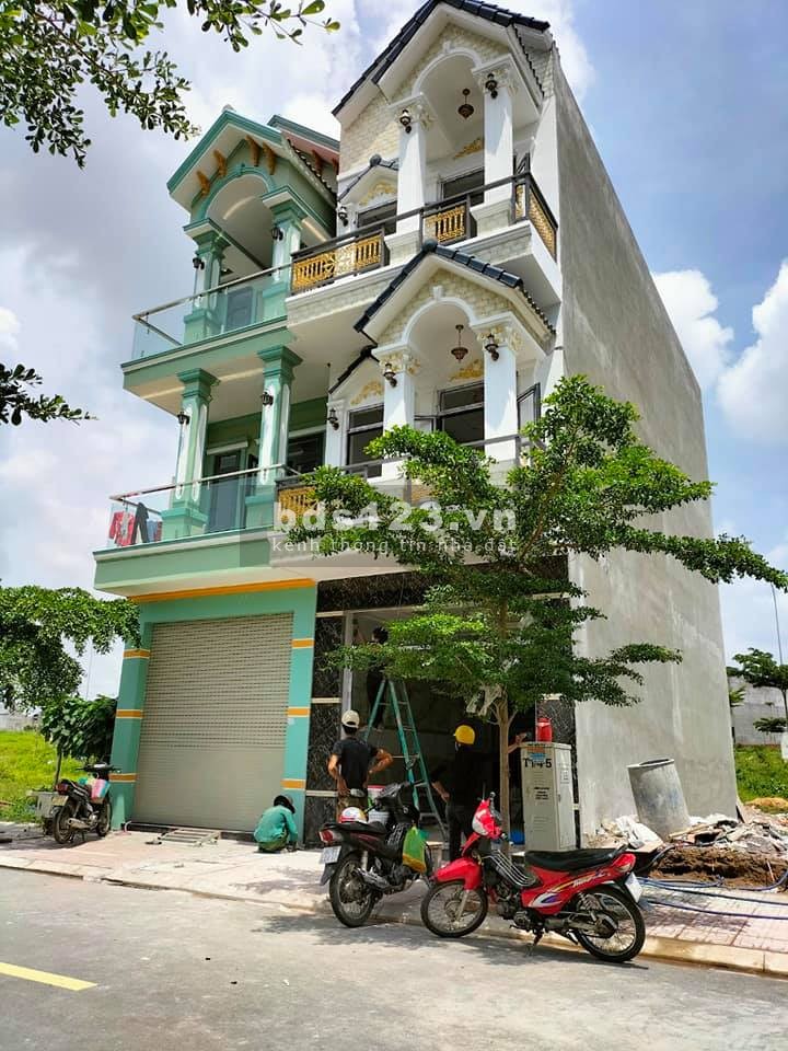 Bán nhà ngay tại Ngã tư Miếu Ông Cù Thuận An tỉnh Bình Dương