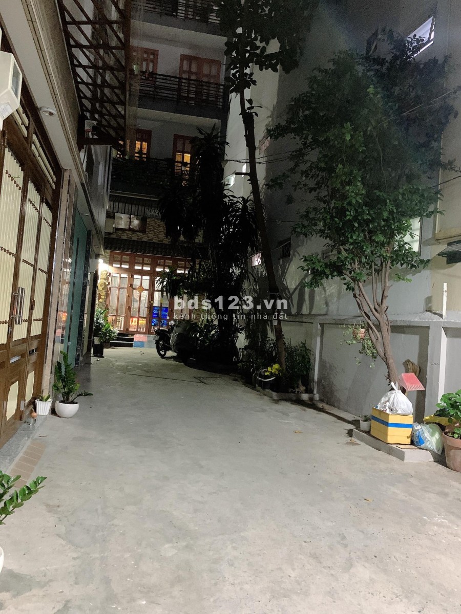 Phan Đăng Lưu, Phú Nhuận dt 40m2, 5 tầng lô góc 2 mặt HXH giá…
