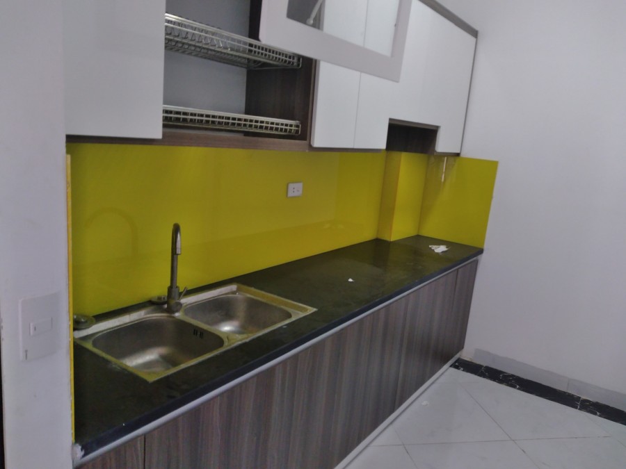 Bán nhà đẹp mới toanh Phan Đình Giót, Phương Liệt giá chỉ 2.8 tỷ, dt 34m2, 5 tầng, mt 3.2m