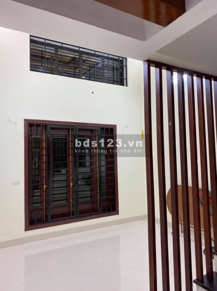 Nhà 2 mặt thoáng, nở hậu, 5 tầng, ngõ 445 Nguyễn Khang, DT 59m2 MT 6.1m giá 6.5 tỷ