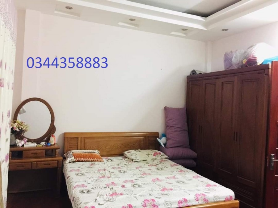 Nhà Đẹp Ngõ Thoáng ở Cầu Giấy diện tích sử dụng 36m2, 4 tầng giá chỉ 3,4 tỷ
