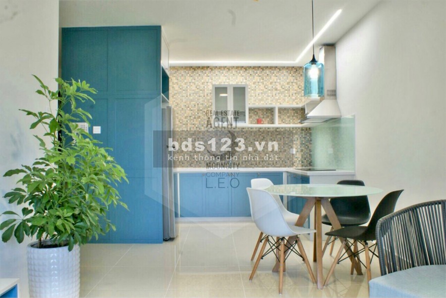 Cho thuê căn hộ 2 phòng ngủ, full nội thất, chung cư The Sun Avenue, lhcc