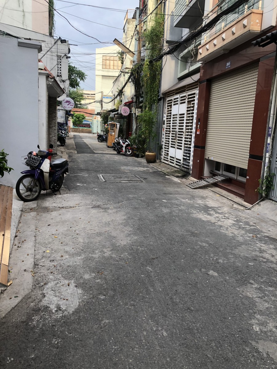 Bán nhà Xe Hơi Ngủ Trong Nhà Bình Thạnh tiện ra Quận 1 dt 4x14, 4 Lầu