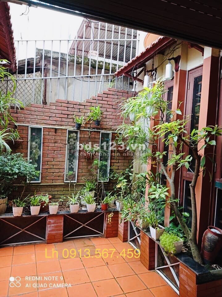Kiểu nhà vườn ô chờ thang máy diện tích 100m2 x 3 tầng x Mt 7.2m giá 5.5 tỷ