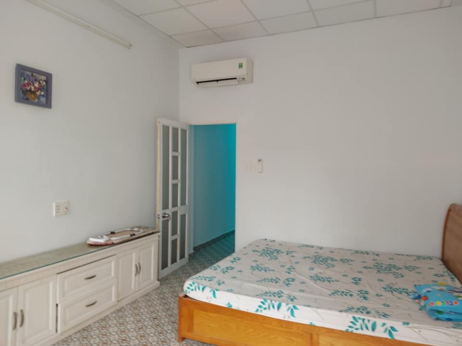Bán nhà Nguyễn Trọng Tuyển, Nhà Mới Đẹp, Tặng Nội Thất, 34m2, giá bán 4.3 tỷ
