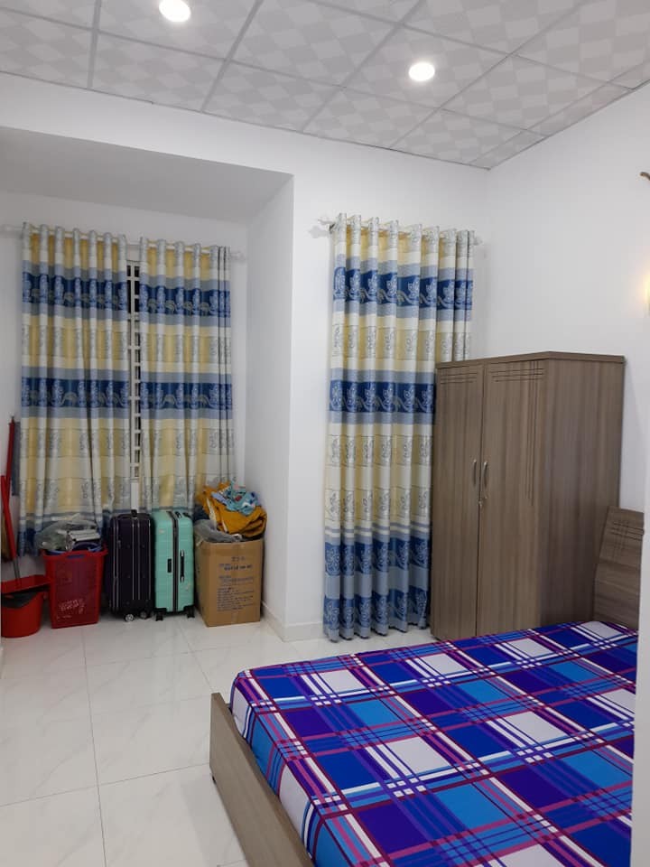Bán nhà Lê Văn Sỹ, Gần bệnh viện, Công Viên, gần chợ, 34m2, 4.3 tỷ