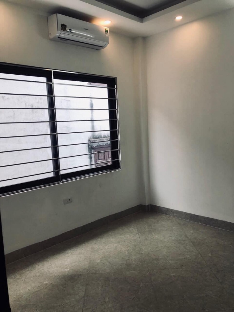 Bán nhà Đình Thôn, 38m, 5 tầng, mặt tiền 4.5m, nhà mới ở ngay lô góc ô tô ngõ thông, kinh doanh, giá 4.7 tỷ
