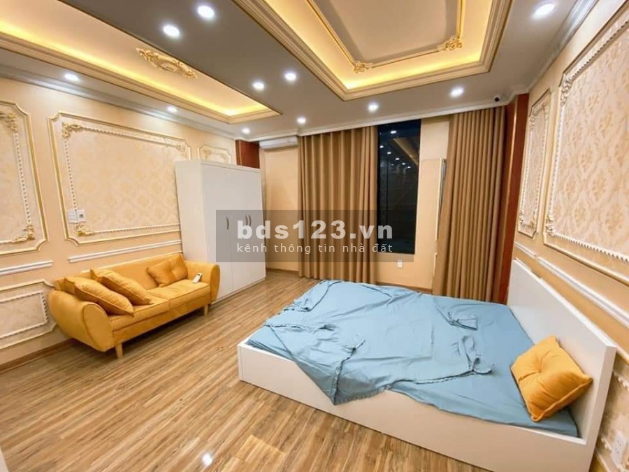 Cần Bán Gấp Nhà 37m Phố Pháo Đài Láng. Kinh Doanh Online, 7m mặt tiền