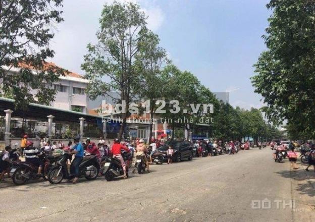 Gia đình cần bán lô đất đối diện khu công nghiệp Mỹ Phước 3 dân đông