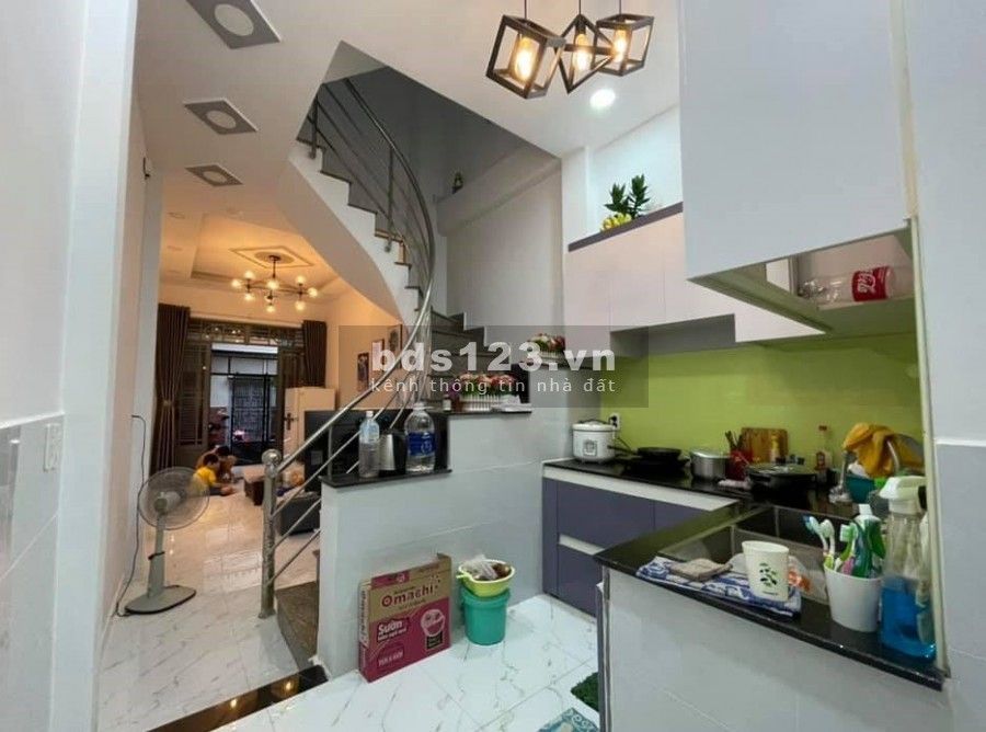 Bán nhà Trần Huy Liệu, 77m2, mặt hẻm 18m, q Phú Nhuận chỉ 7 tỷ 3