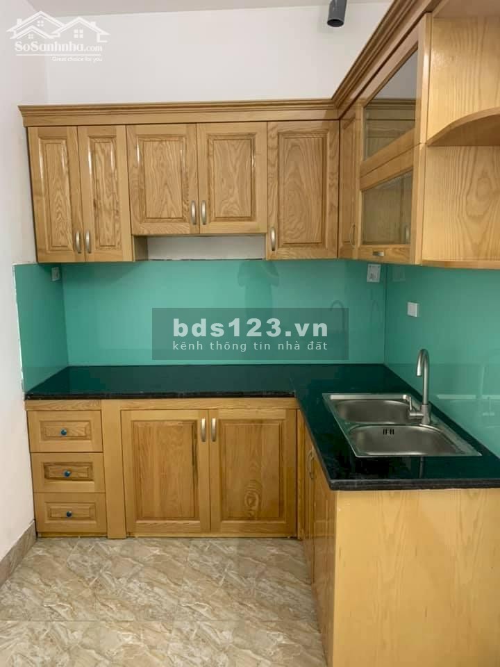 Bán nhà Võng Thị Tây Hồ 32m2x5 tầng, 3 bước ra Hồ Tây, giá 3 tỷ