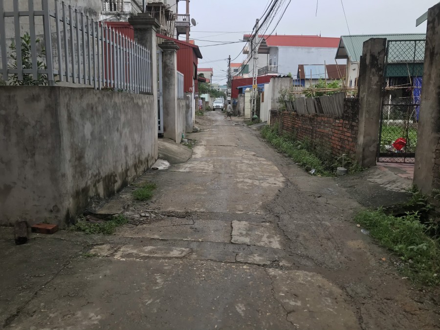 Bán gấp 80M2 trục chính Viên Nội Vân Nội. Giá 3x nhỏ, sổ đỏ chính chủ, lhcc