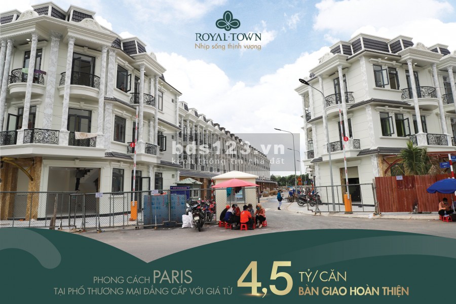 Bán nhà phố 1 trệt 2 lầu mặt tiền đường Nguyễn Thị Khắp, TP. Dĩ An, Bình Dương