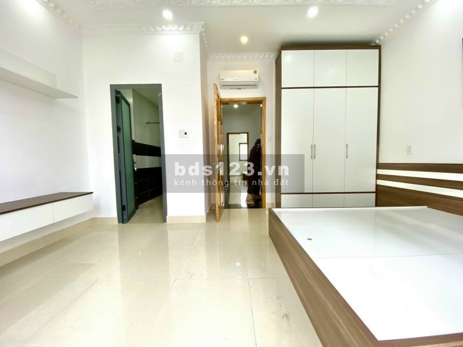 Biệt thự Tân Cổ Điển đường 10m Khu Sài Gòn MớiHuỳnh Tấn Phát, thị trấn Nhà Bè.