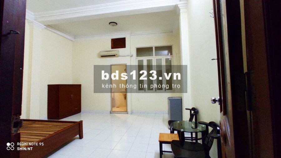 Cho Thuê Phòng Trọ rộng 30m2 có máy lạnh Q.Tân Bình gần Vincom