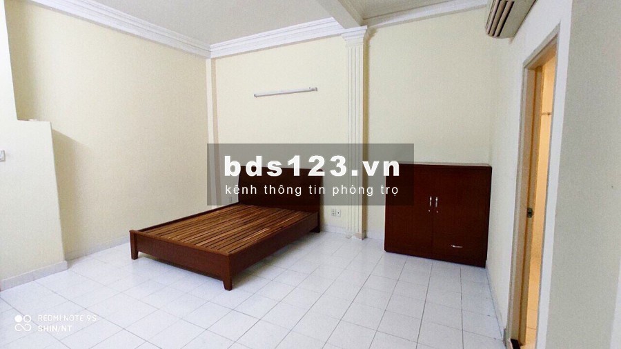 Cho Thuê Phòng Trọ rộng 30m2 có máy lạnh Q.Tân Bình gần Vincom