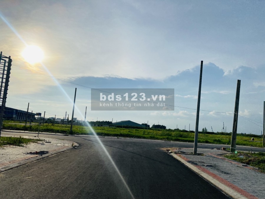 Cần bán gấp cặp nền uyên ương vị trí đắc địa ngay trung tâm dự án