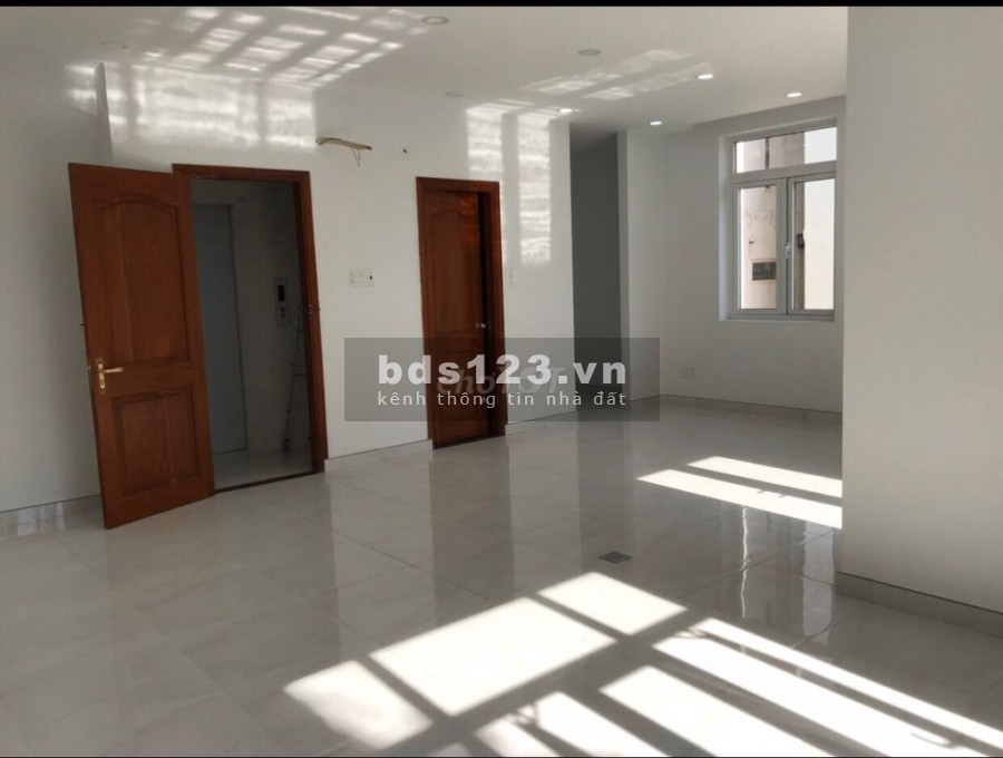 Cho thuê nhà MT Yên Thế, Phường 2, Tân Bình. 1 Hầm rộng, 3 Lầu 6 phòng rộng