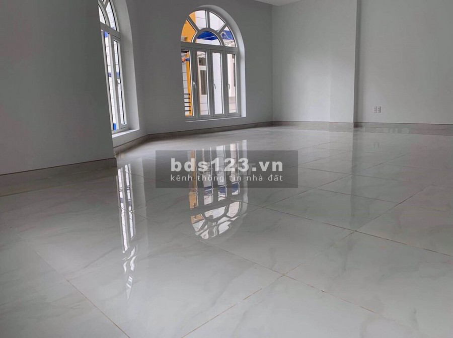 Cho thuê nhà MT Yên Thế, Phường 2, Tân Bình. 1 Hầm rộng, 3 Lầu 6 phòng rộng