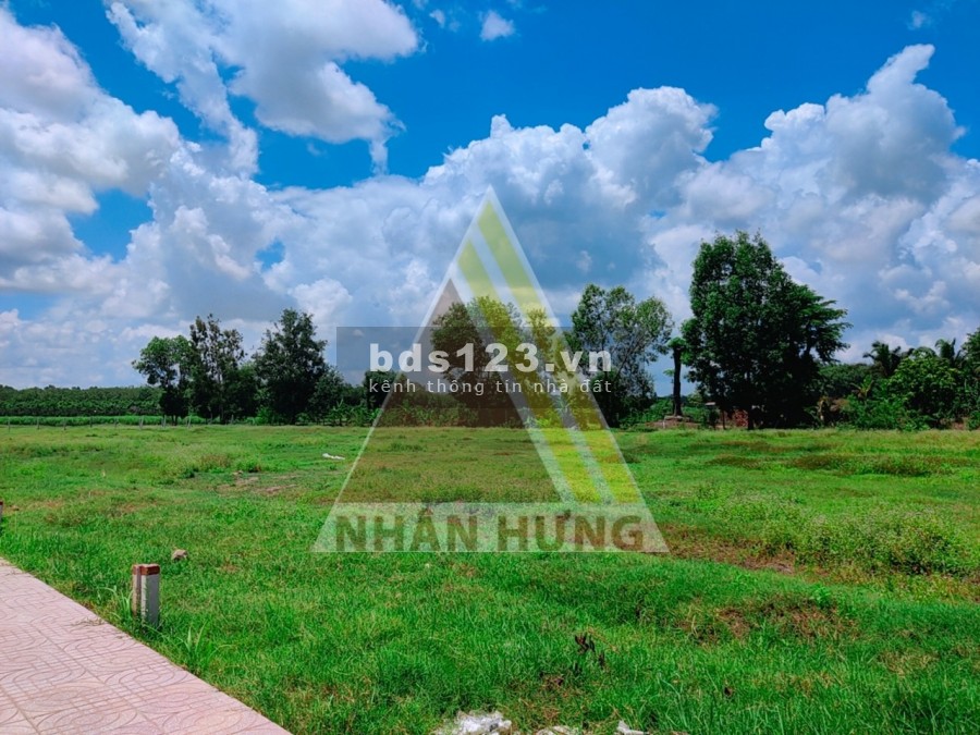 Đất nền đẹp thị trấn Tân Châu, gần chợ Tân Hưng, dân cư sầm uất