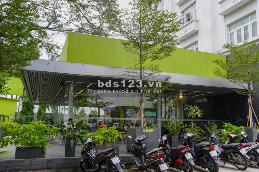 Cho thuê Mặt tiền khách sạn 175 đường lớn Nguyễn Kiệm,P3,GV. 350m2, ngang 20m, dài: 18m