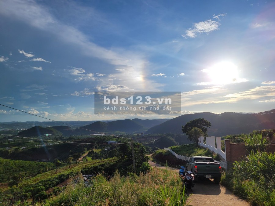 Bán đất vùng ven đà lạt, chỉ với giá 690tr, view đẹp giá rẻ, cọc 100 triệu