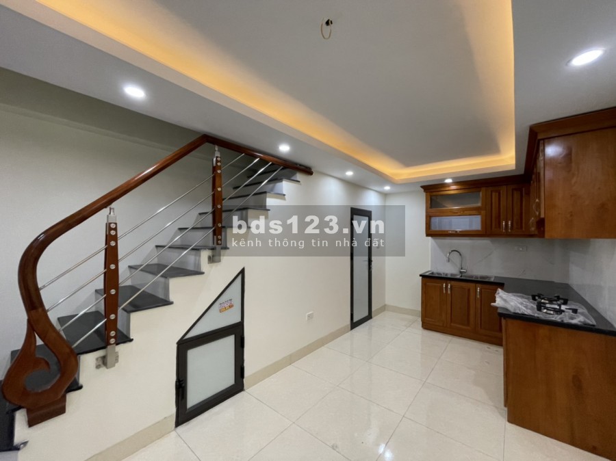 Nhà xây mới Mặt ngõ oto, Phú Lãm Hà Đông chỉ 2 tỷ 050, xây 4 tầng chắc chắn dt 37m2