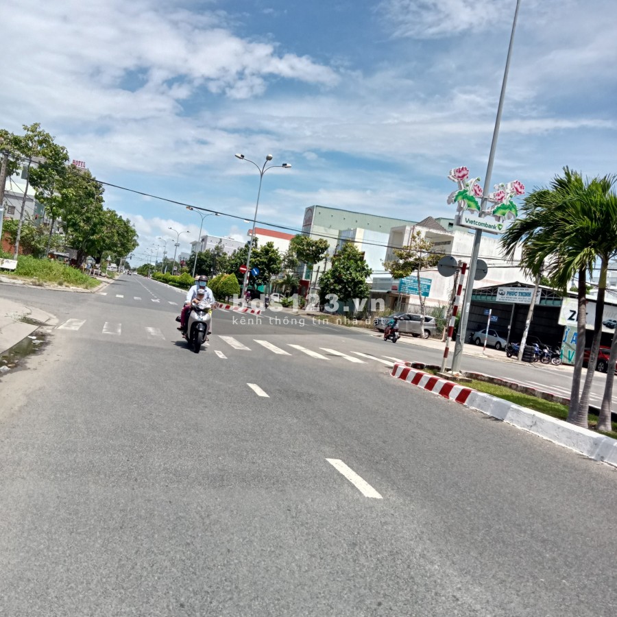 Bán cặp đất nền 10x25m, đường 3/2 P. Vĩnh Lạc Rạch Gía 10x25m khúc Nguyễn Văn Cừ