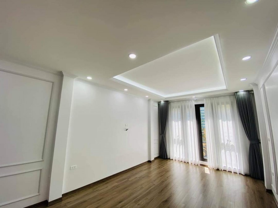 Bán nhà Trường Chinh Mới koong đẹp long lanh- 36m2*5 tầng, giá 5,3 tỷ, 50m ra oto
