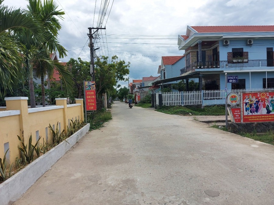 *Cần tiền bán lô đất đường quy hoạch 13,5m điện thắng giáp đà nẵng.