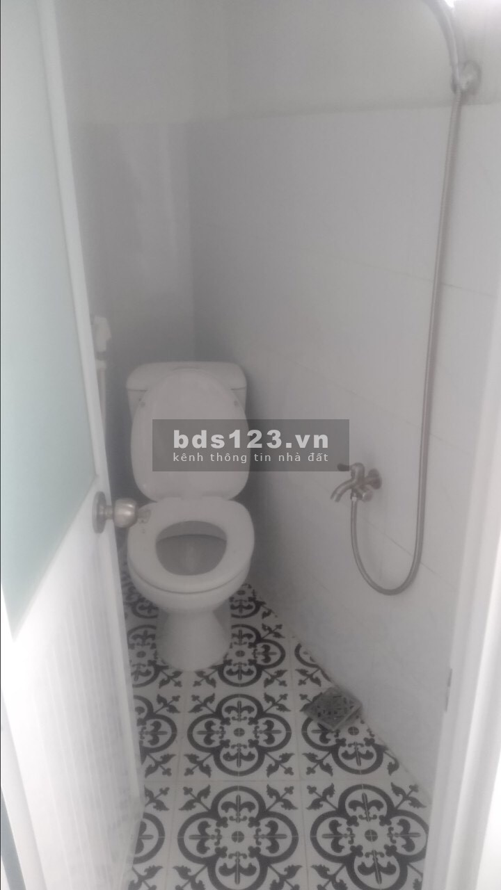 Nhà nhỏ sạch đẹp đương Hoàng Hoa Thám, p7 -3,2x4 - 1 trệt 2 lầu - 0938 626 759