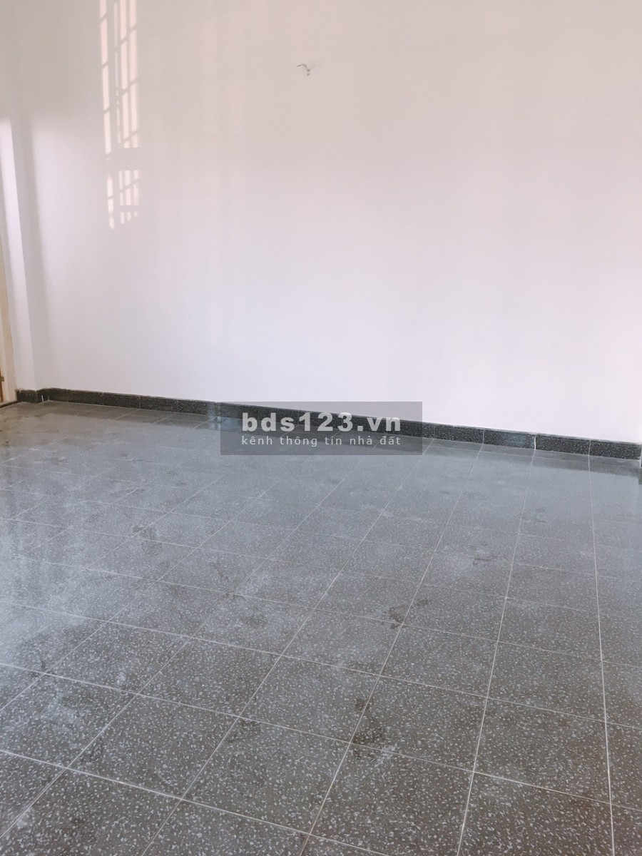 Cho thuê nhà góc 2 mặt tiền Thành Mỹ, Phường 8, Quận Tân Bình. trệt 2 lầu, cầu thang 2/3 nhà, 4 PN, 4wc