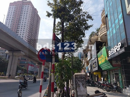 Siêu phẩm, chỉ hơn 6 tỷ vị trí kinh doanh sầm uất nhất Mỗ Lao Hà Đông, HV An Ninh, Đại học Kiến Trúc