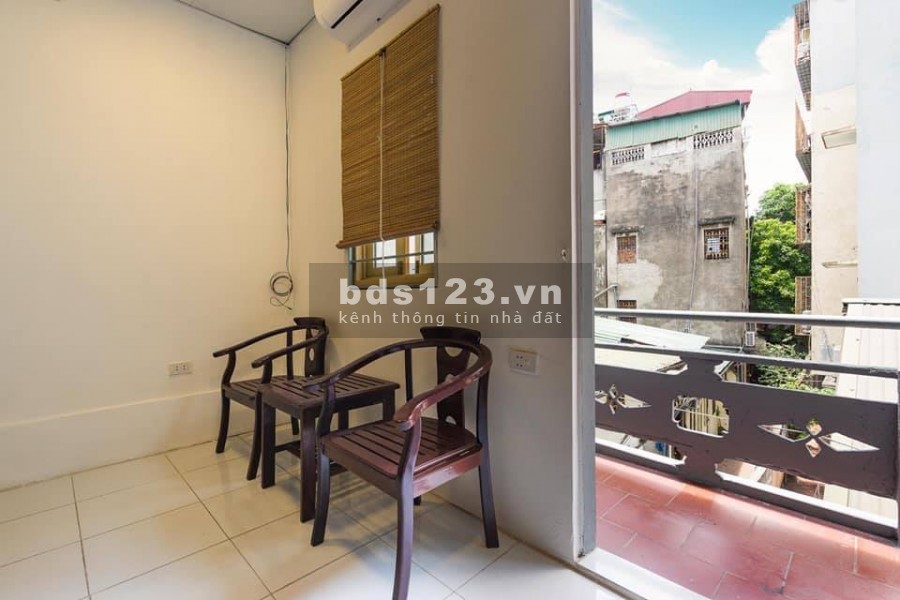 Bán nhà Giảng Võ: Ô tô gần dt 31m2, 4 tầng, 4.2m mặt tiền giá 4.2 tỷ