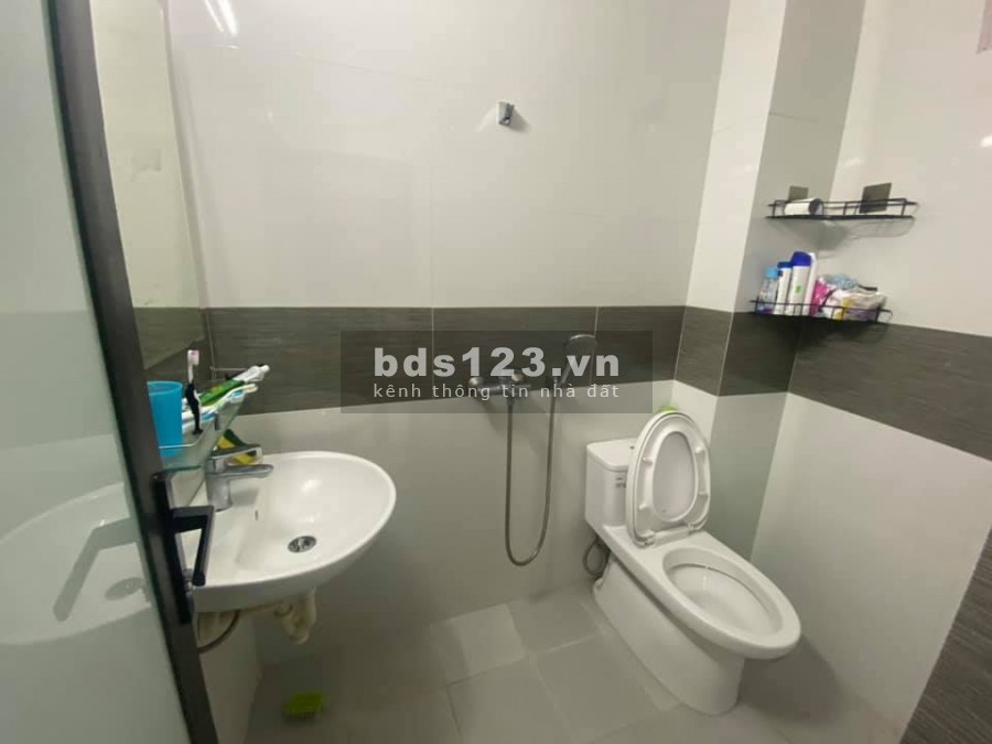 Bán nhà Cát Linh: 35m2x5T 4m mặt tiền ô tô gần dân trí cao giá 4.5 tỷ