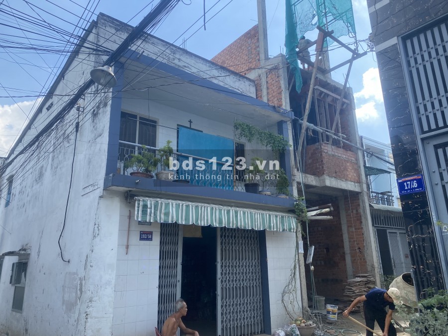 Bán nhà góc 2 mặt tiền phường Bình Đa Biên Hoà giá 2tỷ350, khu dân cư đông đúc