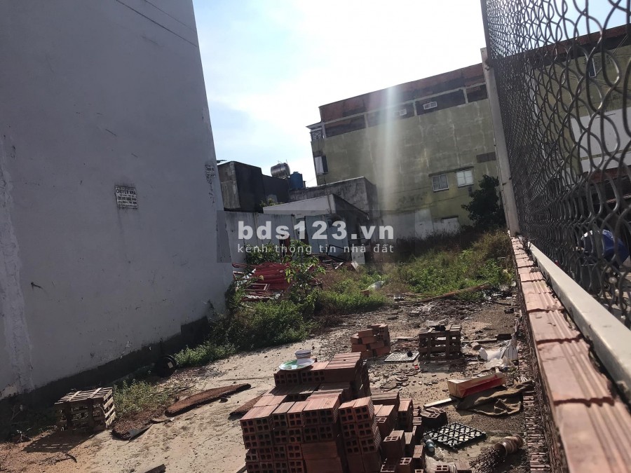 400M2 Đất Quận Tân Phú Lô Góc Không Quy Hoạch Chỉ 50tr/m2