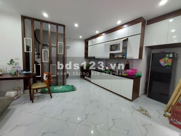 Bán gấp nhà Mễ Trì siêu đẹp, hiện đại tiện ích ngập tràn, mt 5.3m, chỉ có 3.2 tỷ