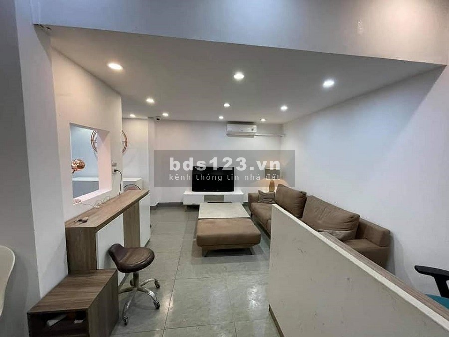Bán nhà Hà Đong, 10m ra phố bà Triệu, diện tích 65m2, 3 tầng giá bán 3.7 tỷ