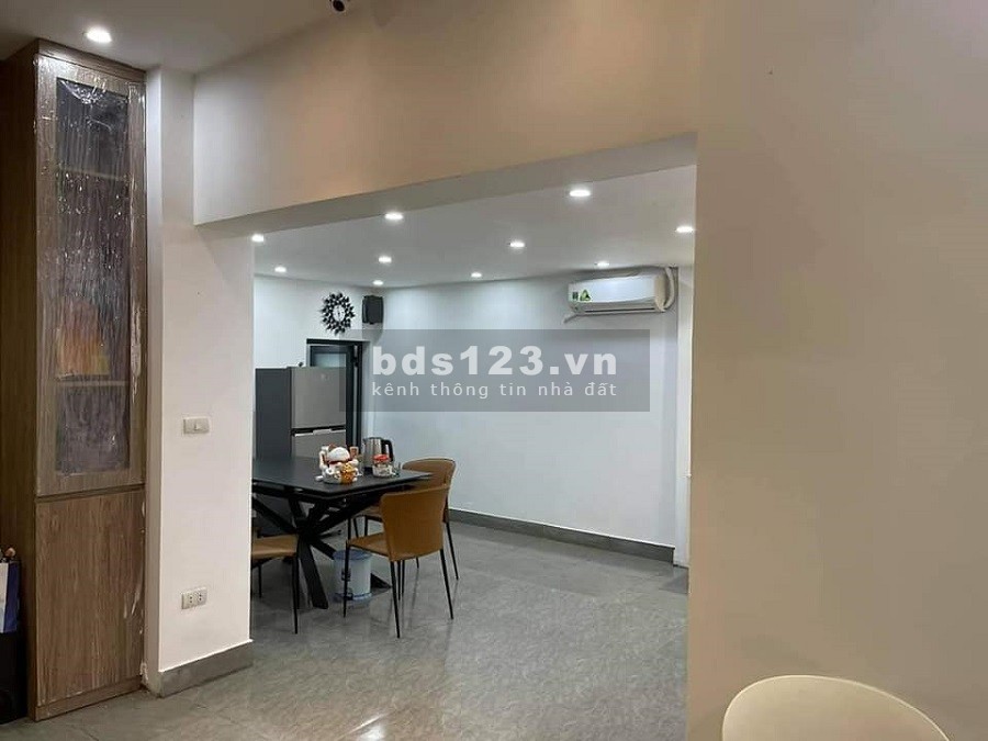 Bán nhà Hà Đong, 10m ra phố bà Triệu, diện tích 65m2, 3 tầng giá bán 3.7 tỷ